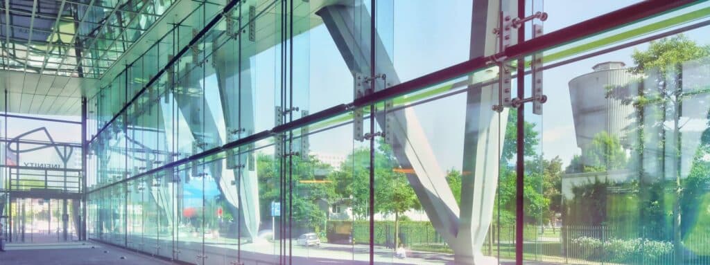 Structural glazing