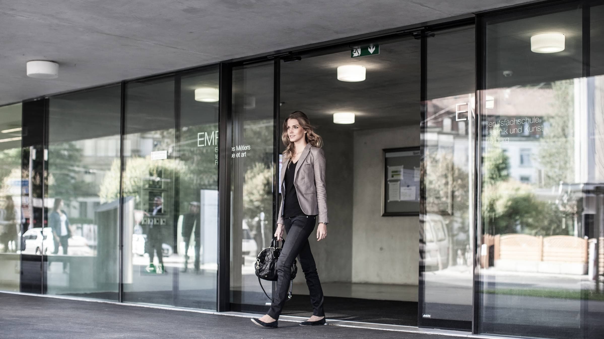 Sliding Doors